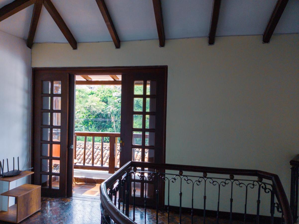 Hotel Boutique La Casa De Piedra 卡利 外观 照片