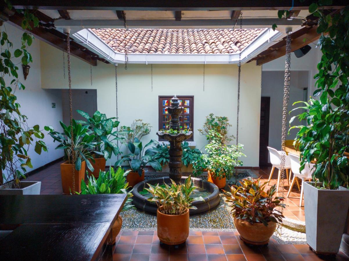 Hotel Boutique La Casa De Piedra 卡利 外观 照片