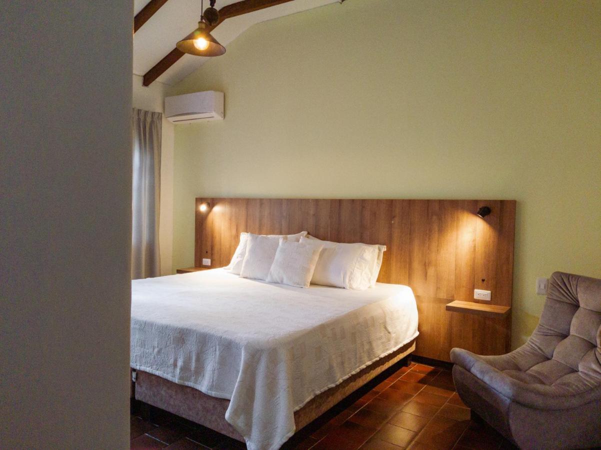 Hotel Boutique La Casa De Piedra 卡利 外观 照片